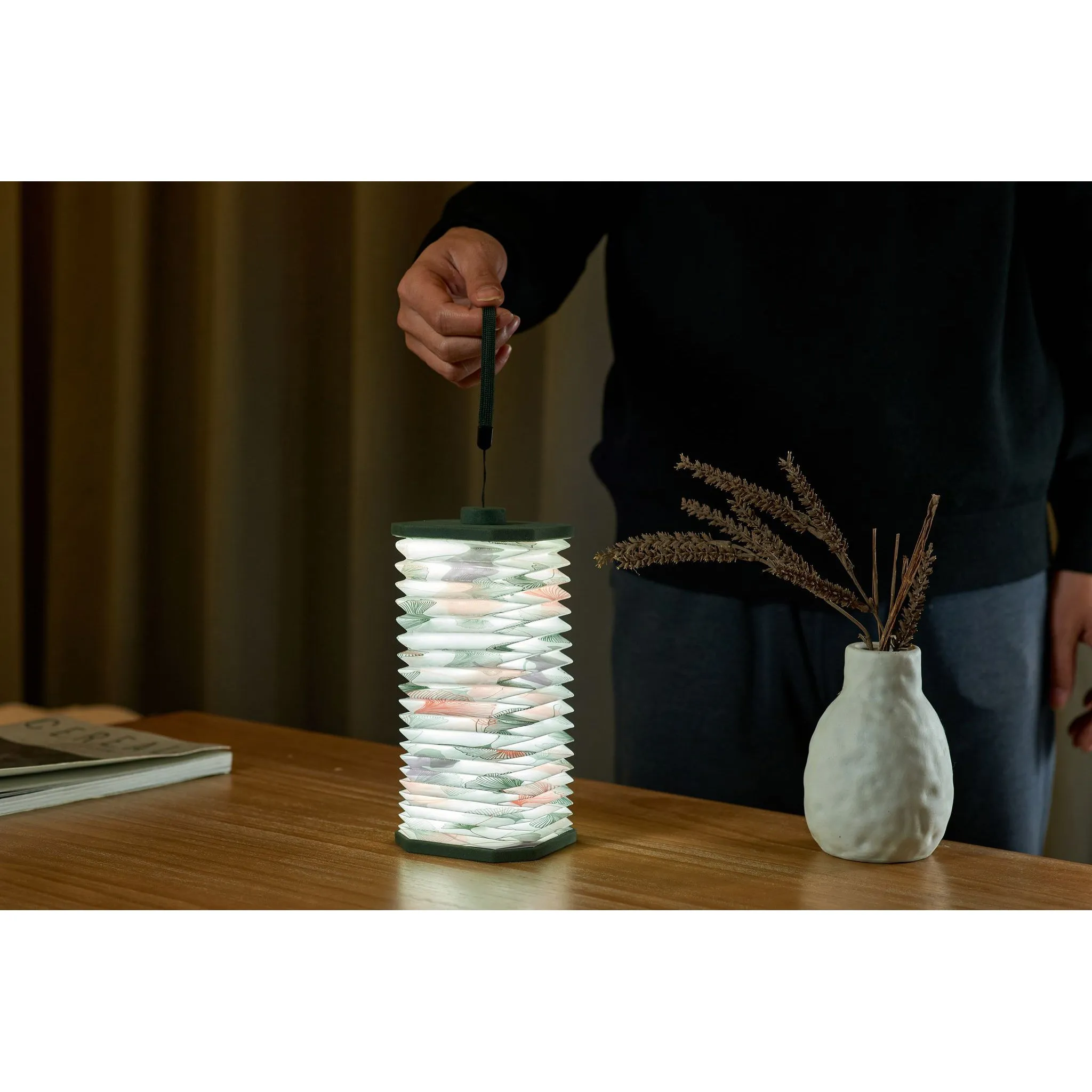 Velvet Accordion Lamp - Green Gingko